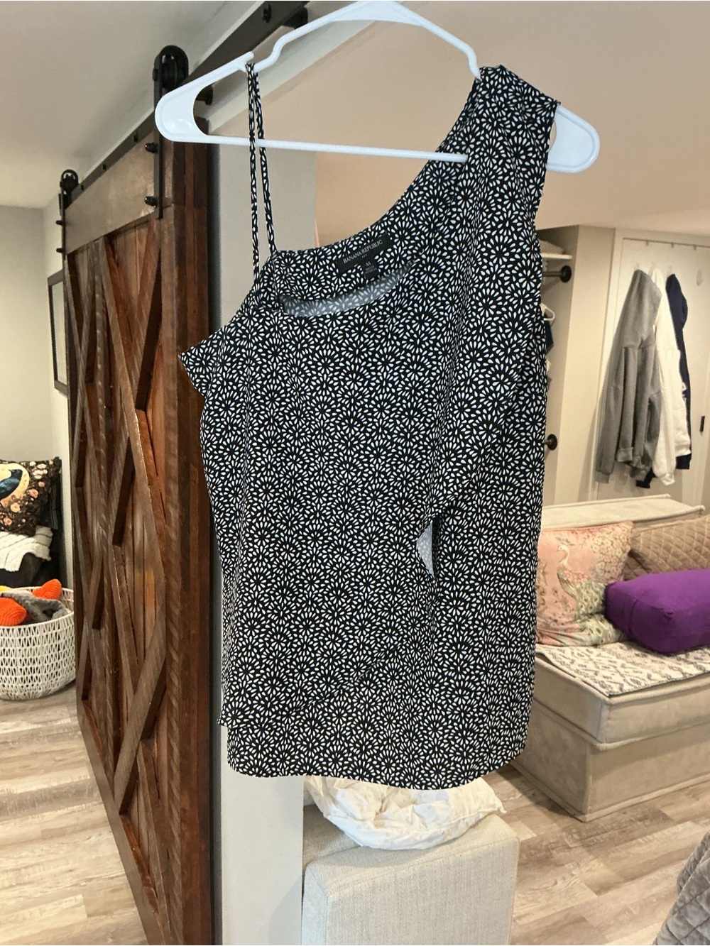 Banana Republic One-Shoulder Black & White Patterned Women’s Top